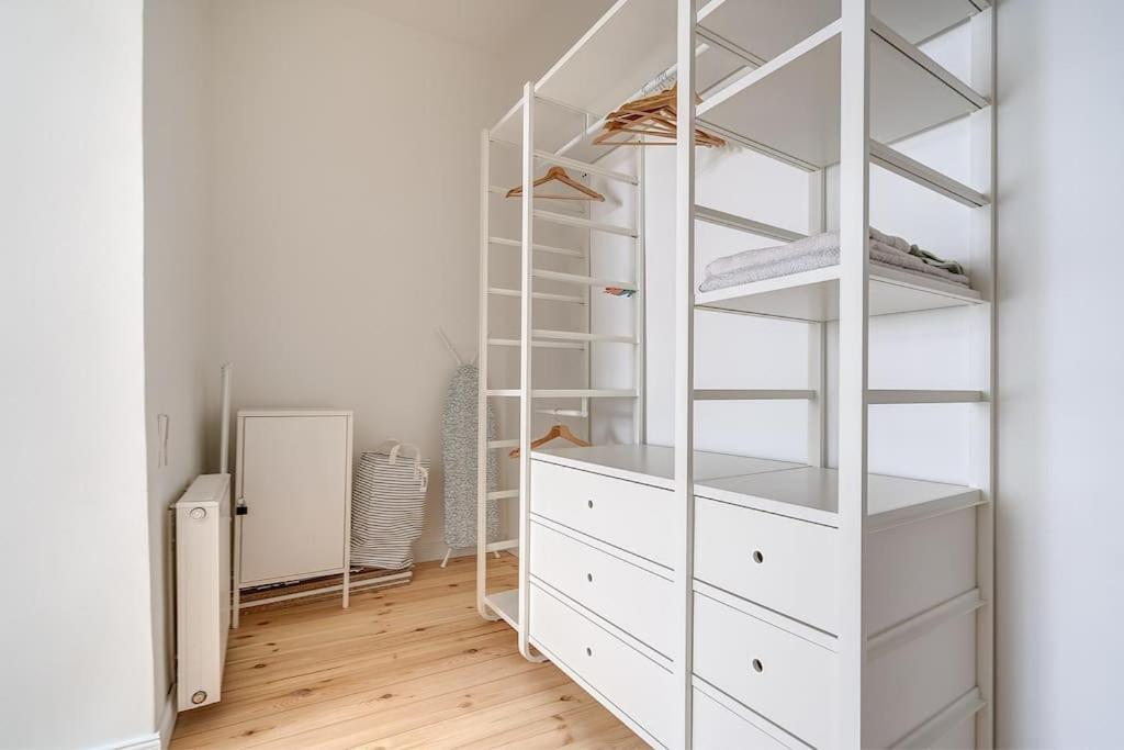 Spacious 2-Bedroom Flat In Old Town By Urban Rent Wilna Exterior foto