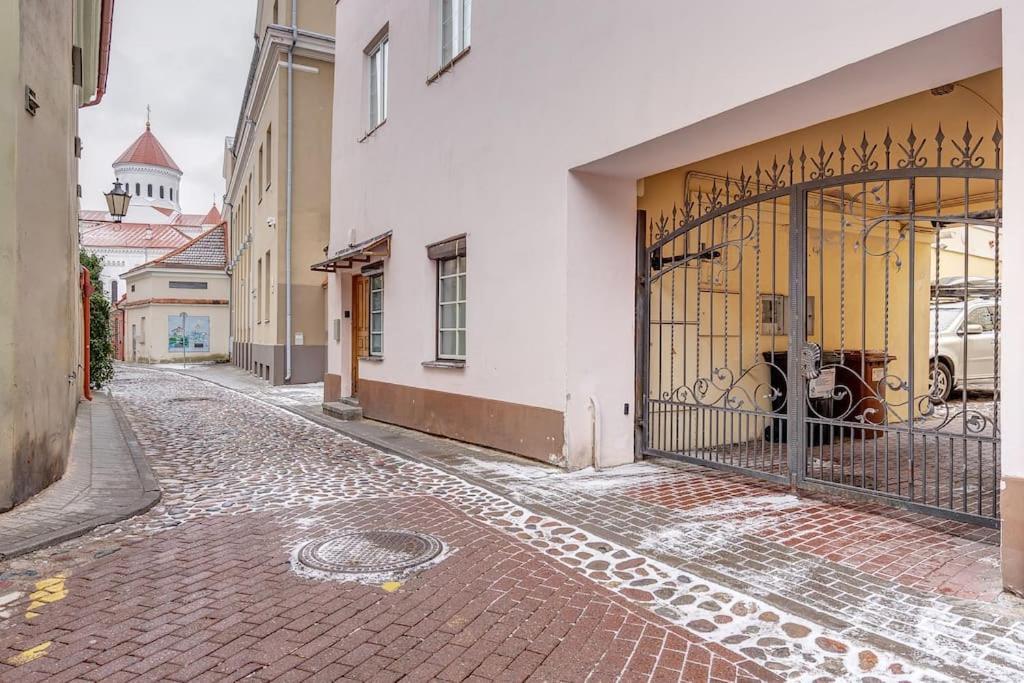 Spacious 2-Bedroom Flat In Old Town By Urban Rent Wilna Exterior foto
