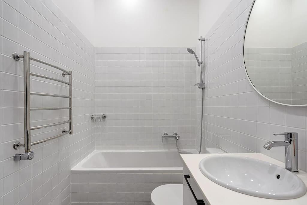 Spacious 2-Bedroom Flat In Old Town By Urban Rent Wilna Exterior foto