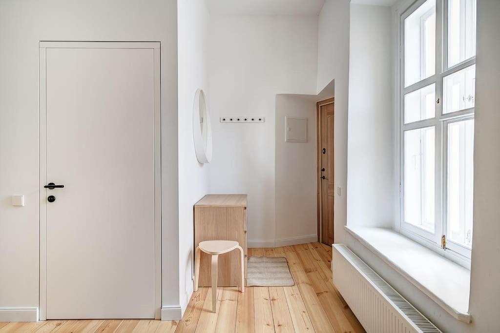 Spacious 2-Bedroom Flat In Old Town By Urban Rent Wilna Exterior foto